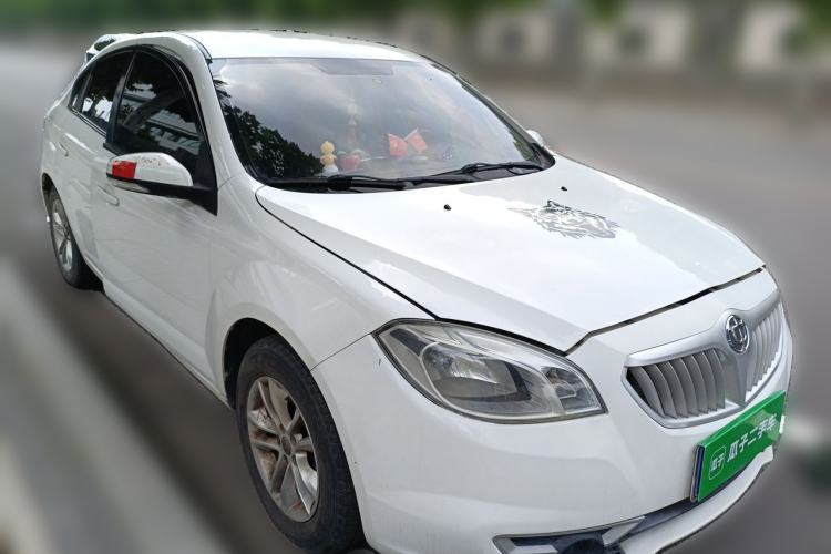 Used Brilliance H330 2013 1.5L Manual Comfort Model Front Right 45 Deg