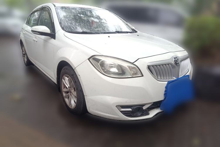 Used Brilliance H330 2013 1.5L Automatic Luxury Model Front Right 45 Deg