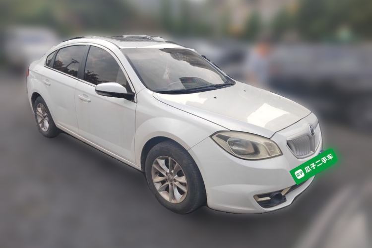 Used Brilliance H330 2013 1.5L Automatic Luxury Model Front Right 45 Deg