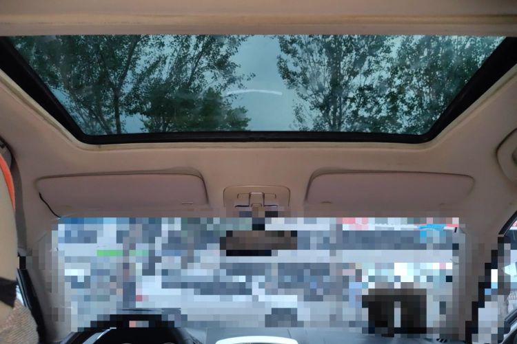 Used Brilliance H330 2013 1.5L Automatic Luxury Model Headliner