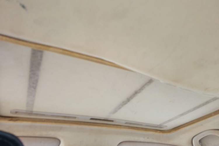 Used Brilliance H330 2013 1.5L Automatic Luxury Model Headliner