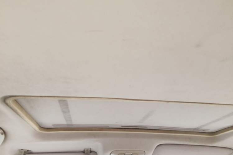 Used Brilliance H330 2013 1.5L Automatic Luxury Model Headliner