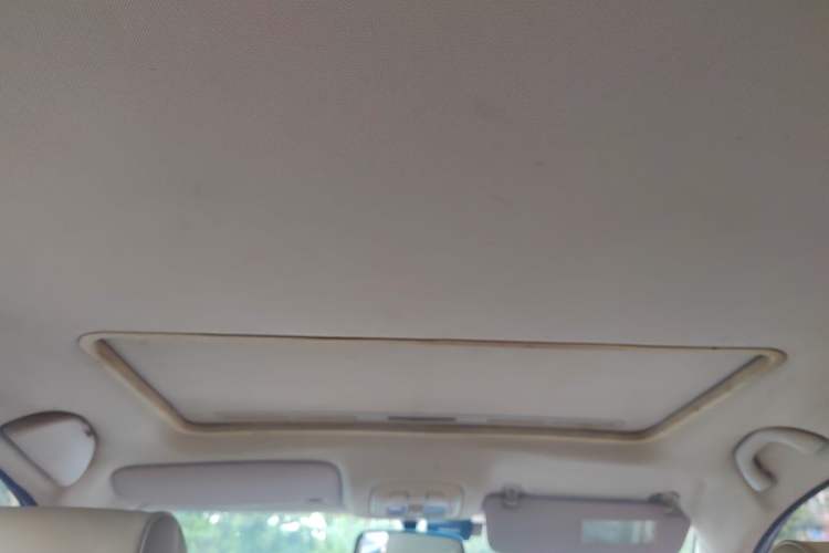 Used Brilliance H330 2013 1.5L Automatic Luxury Model Headliner