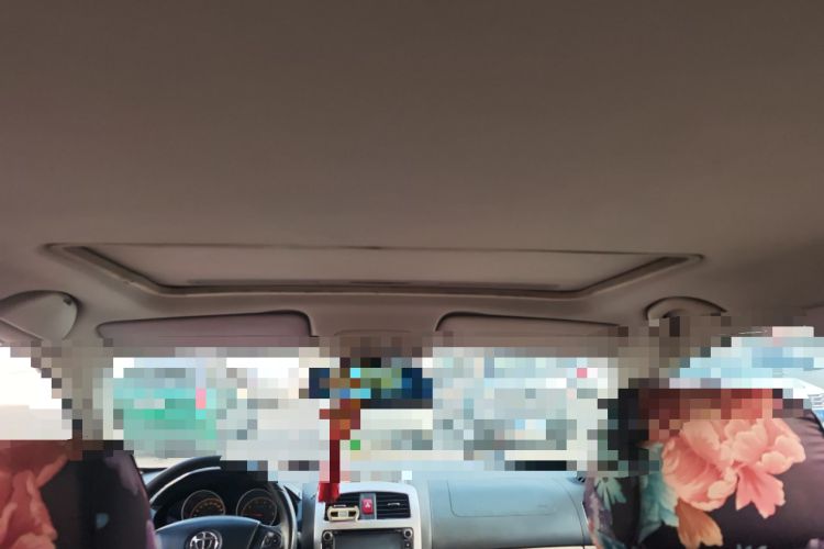 Used Brilliance H330 2013 1.5L Manual Comfort Model Headliner