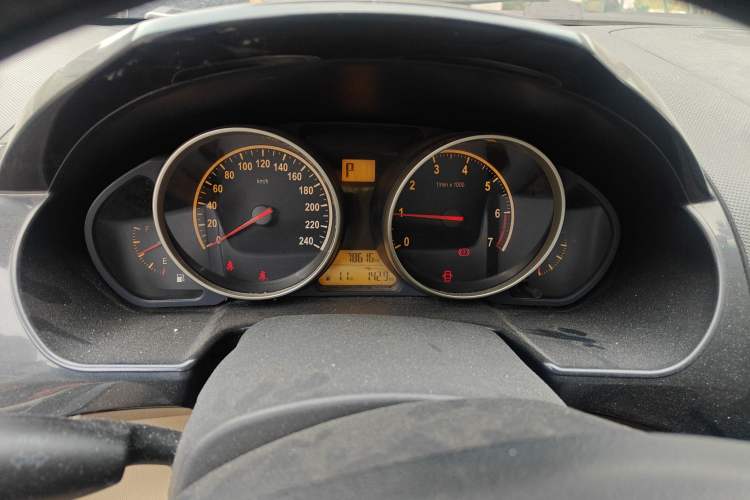 Used Brilliance H330 2013 1.5L Automatic Luxury Model Instrument Cluster