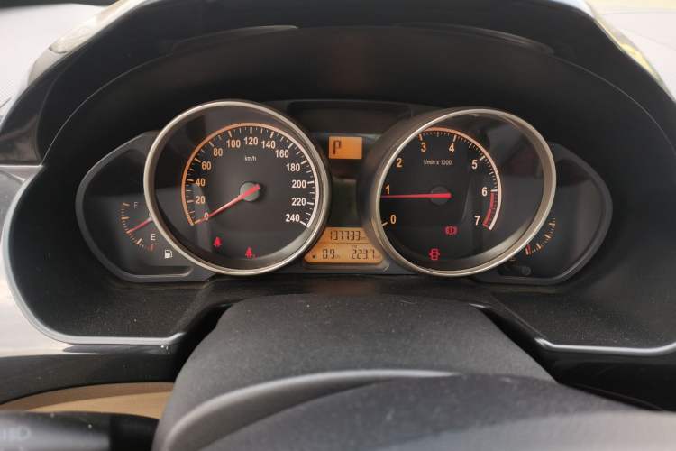 Used Brilliance H330 2013 1.5L Automatic Luxury Model Instrument Cluster