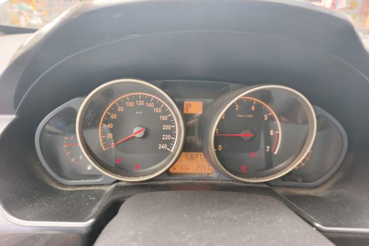 Used Brilliance H330 2013 1.5L Automatic Luxury Model Instrument Cluster
