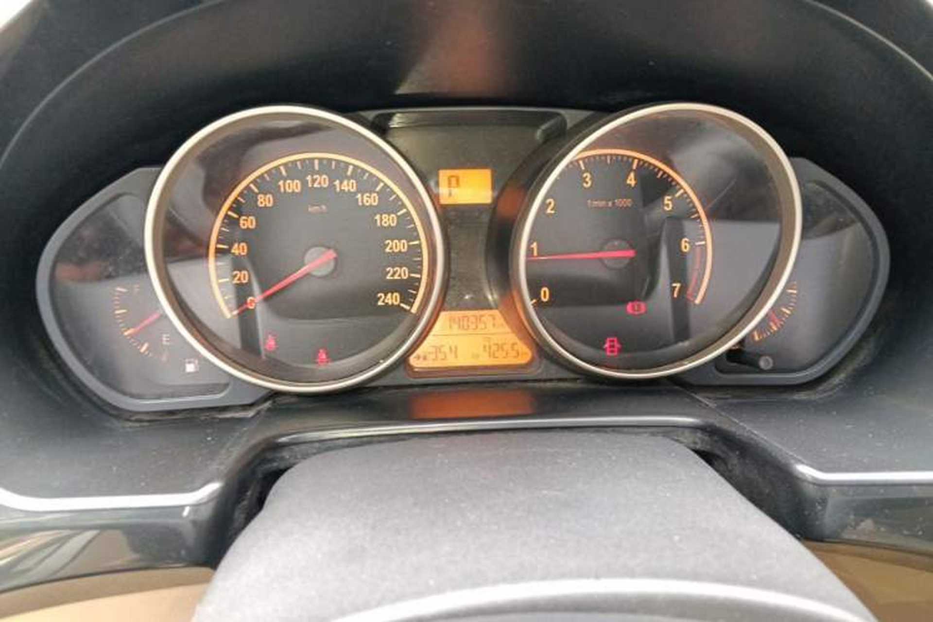 Used Brilliance H330 2013 1.5L Automatic Luxury Model Instrument Cluster