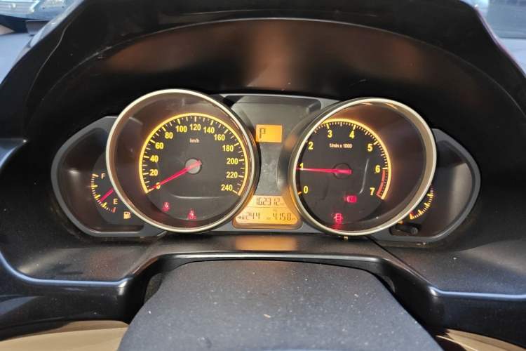 Used Brilliance H330 2013 1.5L Automatic Luxury Model Instrument Cluster