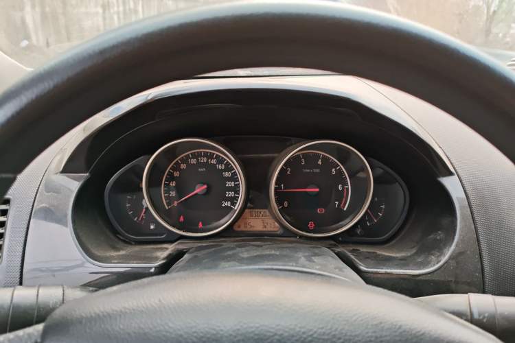 Used Brilliance H330 2013 1.5L Manual Comfort Model Instrument Cluster