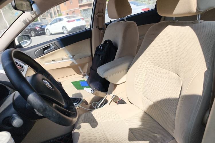 Used Brilliance H330 2013 1.5L Automatic Luxury Model Left Front Seat