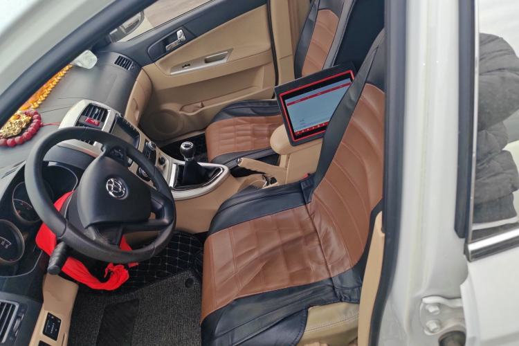 Used Brilliance H330 2013 1.5L Manual Luxury Model Left Front Seat