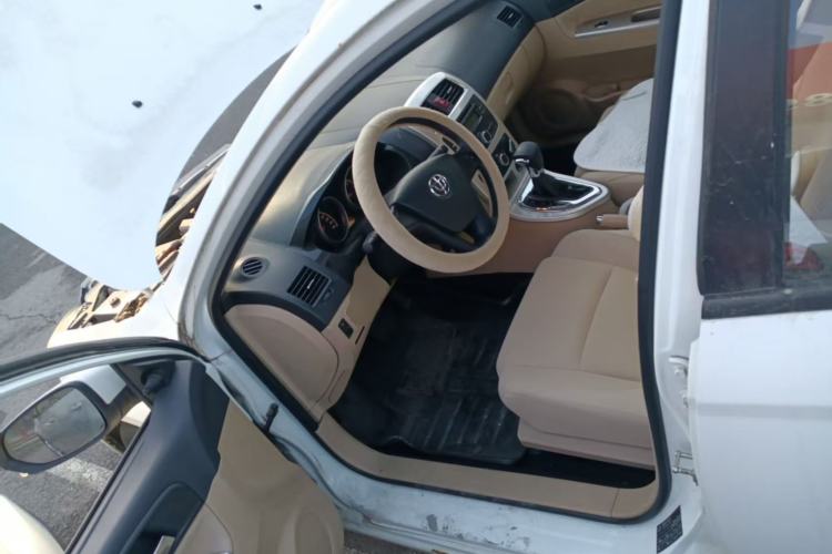 Used Brilliance H330 2013 1.5L Automatic Comfort Edition Left Front Seat