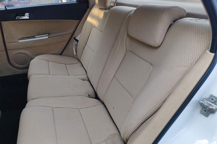 Used Brilliance H330 2013 1.5L Automatic Luxury Model Left Rear Seat
