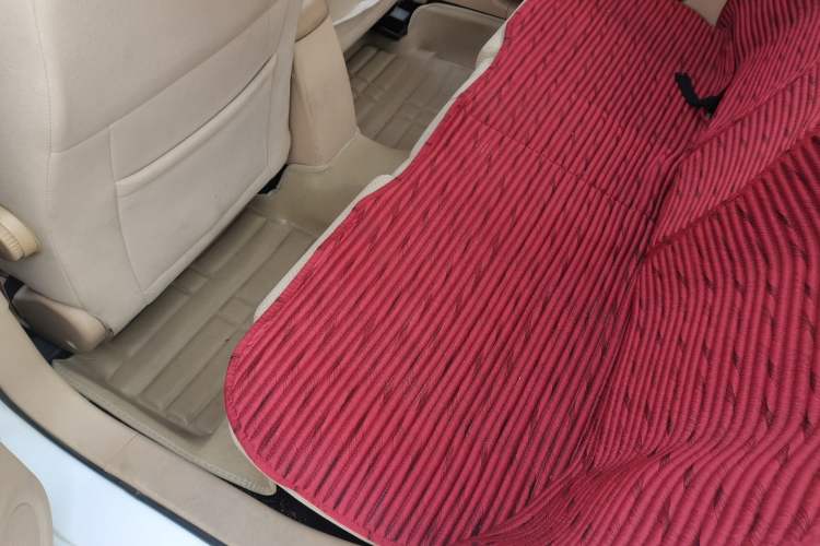 Used Brilliance H330 2013 1.5L Automatic Luxury Model Left Rear Seat