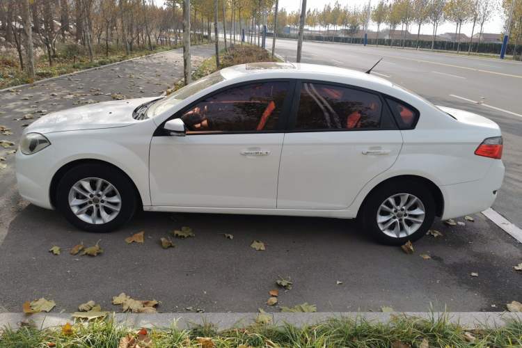 Used Brilliance H330 2013 1.5L Automatic Luxury Model Left Side