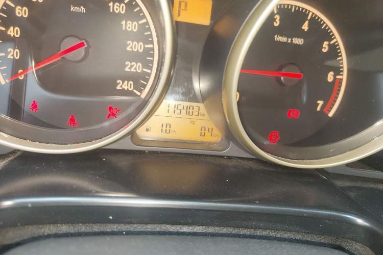 Used Brilliance H330 2013 1.5L Automatic Luxury Model Odometer Close Up
