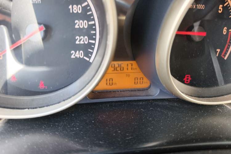 Used Brilliance H330 2013 1.5L Manual Comfort Model Odometer Close Up