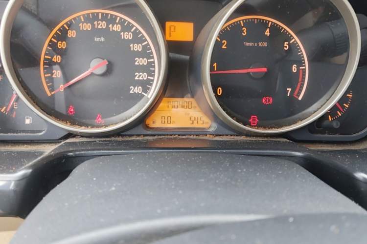 Used Brilliance H330 2013 1.5L Automatic Luxury Model Odometer Close Up