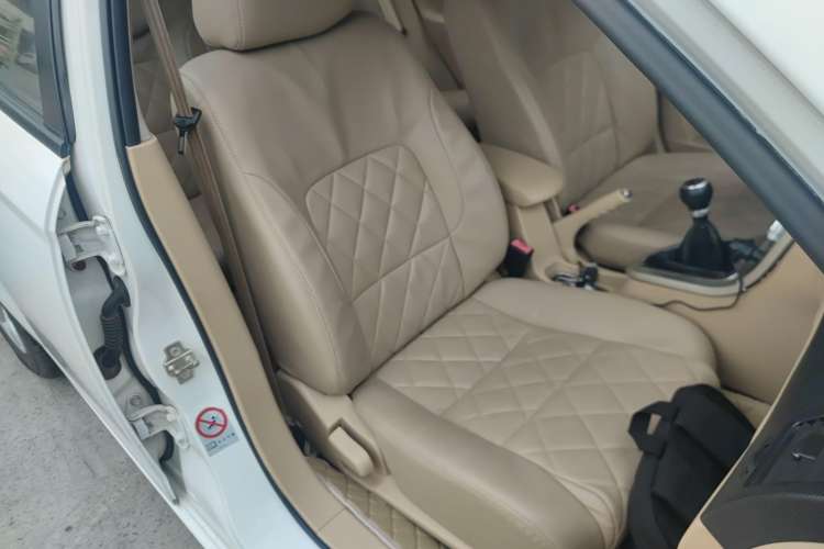 Used Brilliance H330 2013 1.5L Manual Luxury Model Right Front Seat