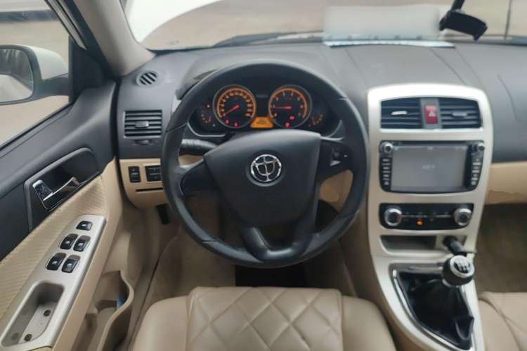 Used Brilliance H330 2013 1.5L Manual Luxury Model Steering Wheel