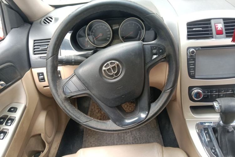 Used Brilliance H330 2013 1.5L Automatic Luxury Model Steering Wheel