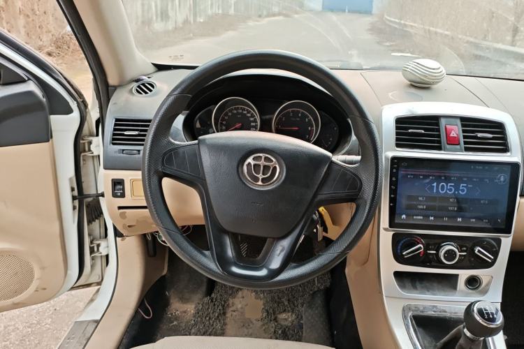 Used Brilliance H330 2013 1.5L Manual Comfort Model Steering Wheel