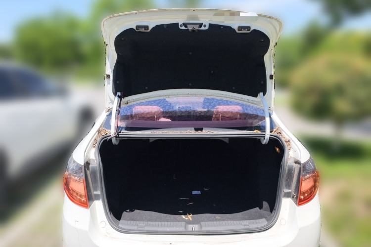 Used Brilliance H330 2013 1.5L Manual Comfort Model Trunk