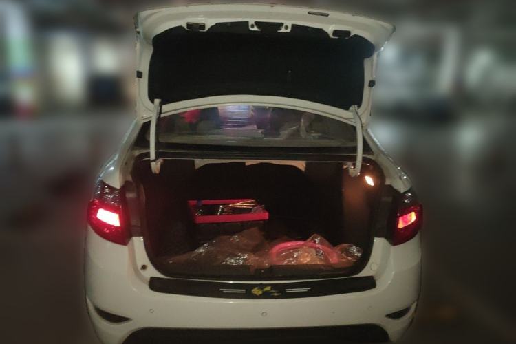 Used Brilliance H330 2013 1.5L Automatic Luxury Model Trunk