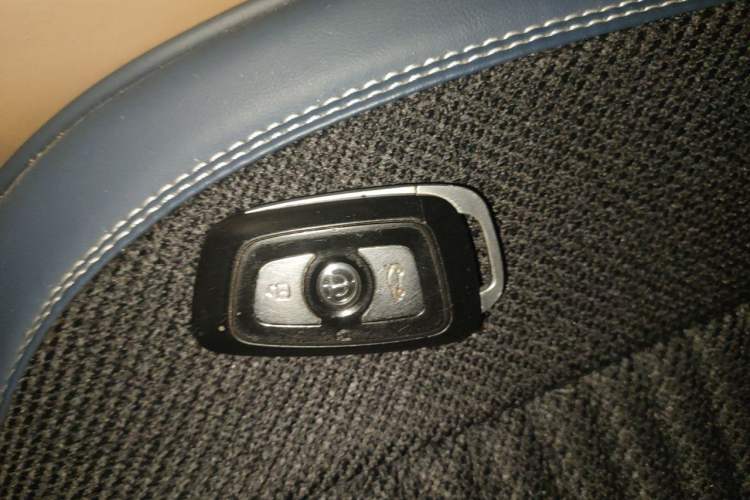Used Brilliance H330 2013 1.5L Automatic Luxury Model Vehicle Key