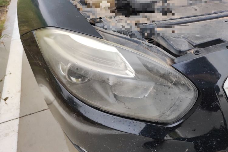 Used Brilliance H530 2011 1.6L Manual Luxury Model Right Front Headlight