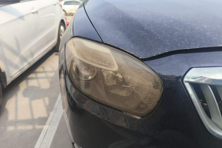 Used Brilliance H530 2011 1.6L Manual Comfort Version Right Front Headlight