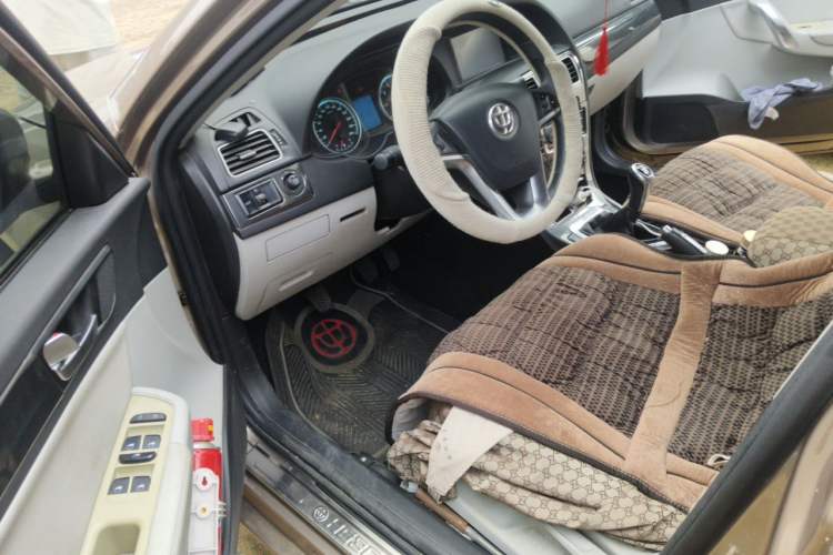 Used Brilliance H530 2011 1.6L Manual Comfort Version Driver Seat