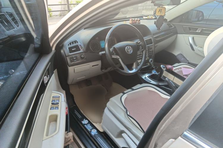 Used Brilliance H530 2011 1.6L Manual Luxury Model Driver Seat