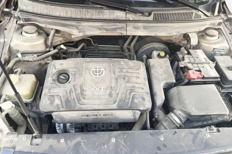 Used Brilliance H530 2011 1.6L Manual Luxury Model Engine Bay