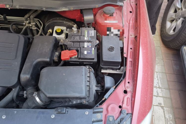 Used Brilliance H530 2011 1.6L Manual Comfort Version Engine Bay Left