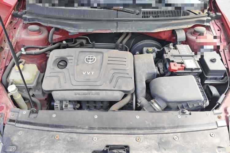 Used Brilliance H530 2011 1.6L Automatic Comfort Edition Engine Bay