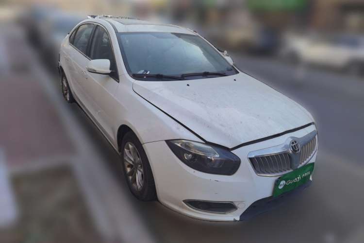 Used Brilliance H530 2011 1.6L Automatic Luxury Version Front Right 45 Deg