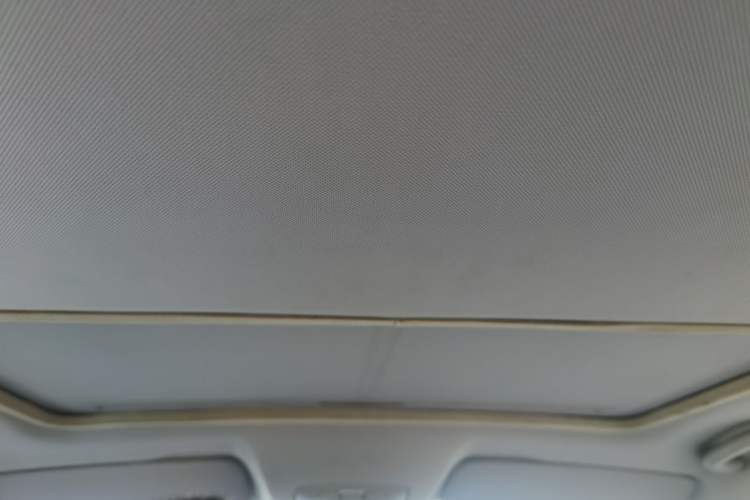 Used Brilliance H530 2011 1.6L Automatic Luxury Version Headliner