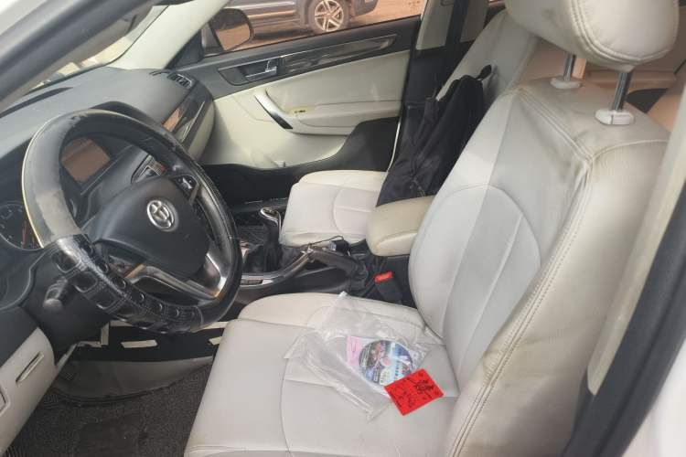 Used Brilliance H530 2011 1.6L Manual Luxury Model Left Front Seat