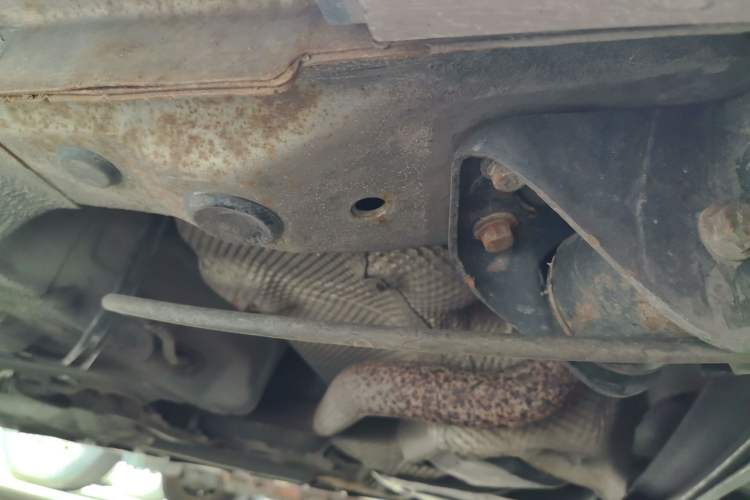 Used Brilliance H530 2011 1.6L Manual Luxury Model Chassis Rear Left