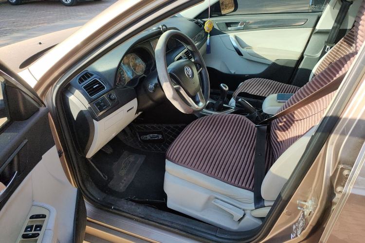 Used Brilliance H530 2011 1.6L Manual Comfort Version Driver Seat