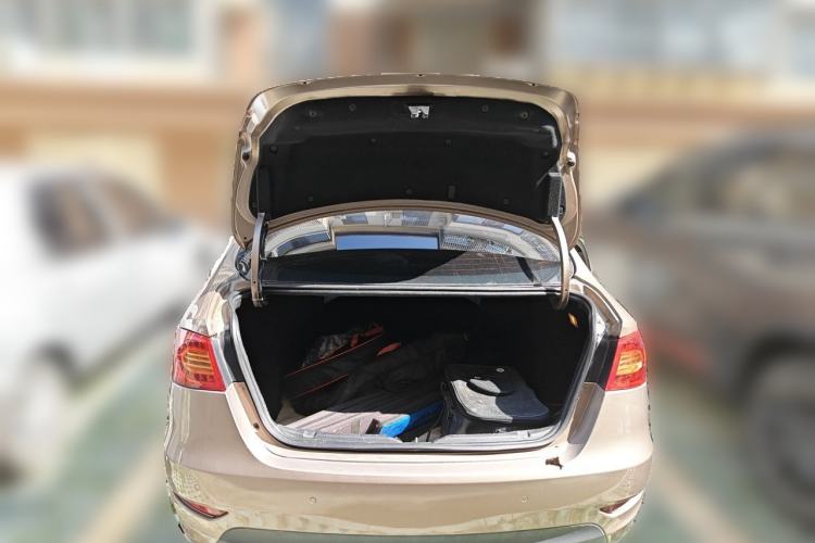 Used Brilliance H530 2011 1.6L Manual Luxury Model Trunk