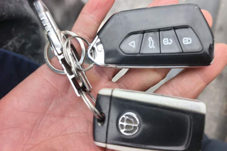 Used Brilliance H530 2011 1.6L Automatic Luxury Version Vehicle Key