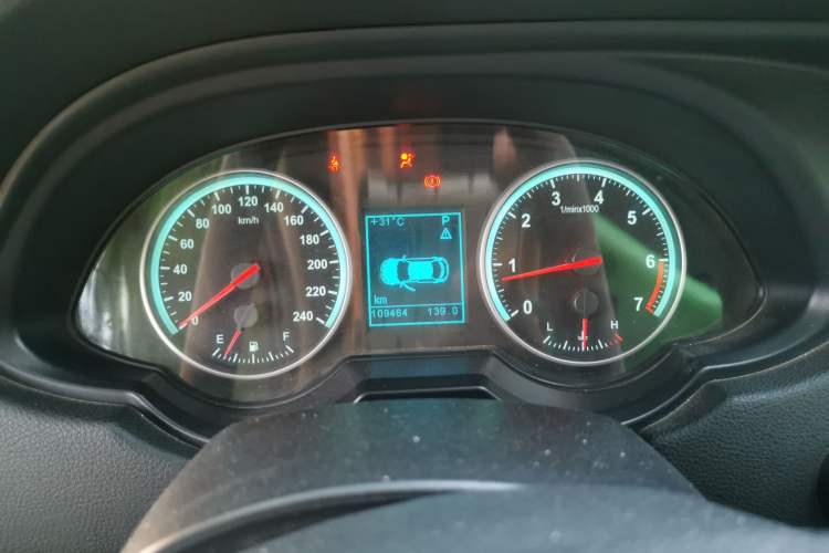 Used Brilliance H530 2012 1.5T Automatic Luxury Edition Instrument Cluster