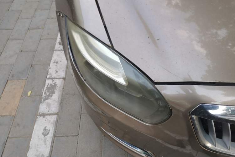 Used Brilliance H530 2012 1.5T Automatic Luxury Edition Right Front Headlight