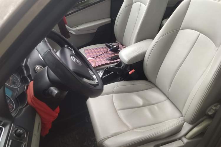 Used Brilliance H530 2012 1.6L Automatic Comfort with Sunroof Left Front Seat