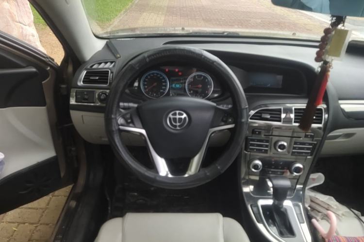 Used Brilliance H530 2012 1.6L Automatic Comfort with Sunroof Steering Wheel