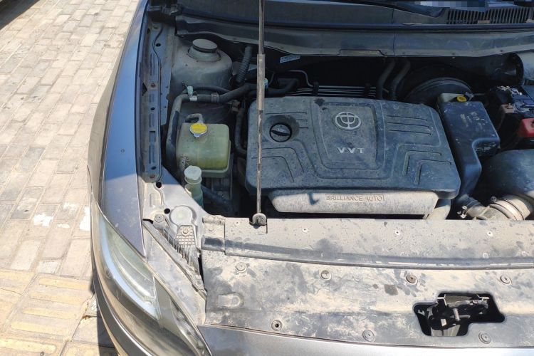 Used Brilliance H530 2012 1.6L Manual Comfort Sunroof Model Engine Bay Right