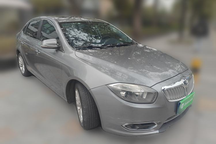 Used Brilliance H530 2012 1.5T Automatic Luxury Edition Front Right 45 Deg